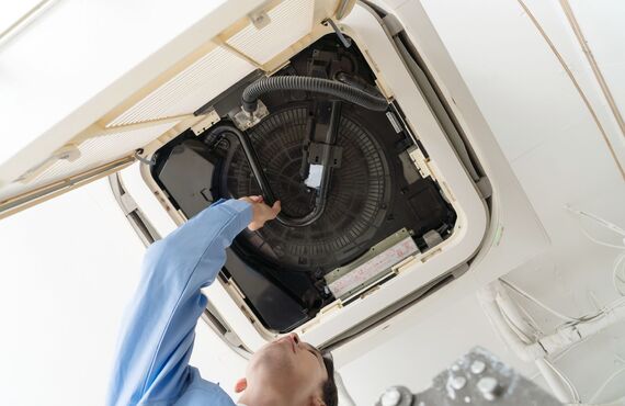 トイレやお風呂などのクリーニングに対応 | 業務用エアコンのことなら神奈川の有限会社ミナミ設備